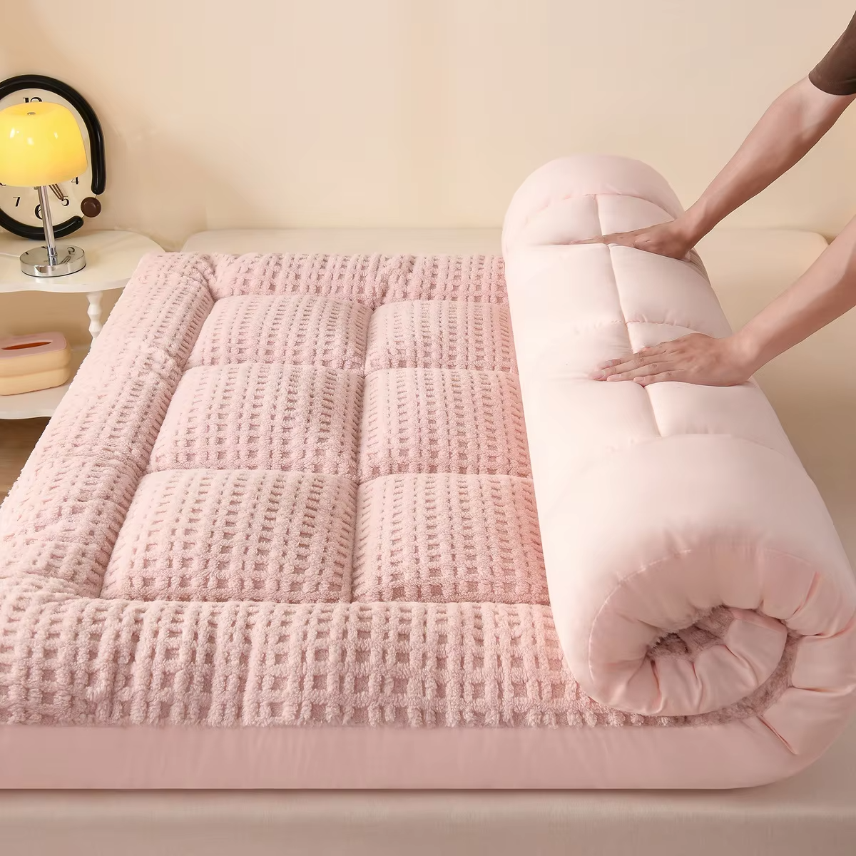 Multi-functional Classic New Class A Shu cotton velvet milk velvet feather velvet mattress bed mattress multi-functional cushion