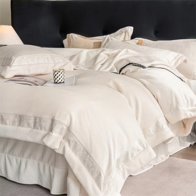 Winter Thickened Milk Velvet Warm Luxury Bedding Set Embroidery Wide Edge Duvet Cover Flat/Fitted Bed Sheet Pillowcases 4Pcs