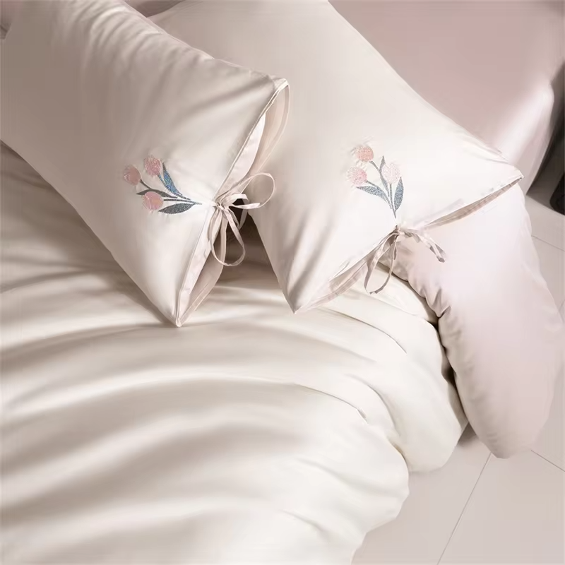 Embroidered Floral Luxury Egyptian Cotton Bedding Set Double Queen King Size Solid Duvet Cover Bed Sheet Set Fitted Sheet 1000TC