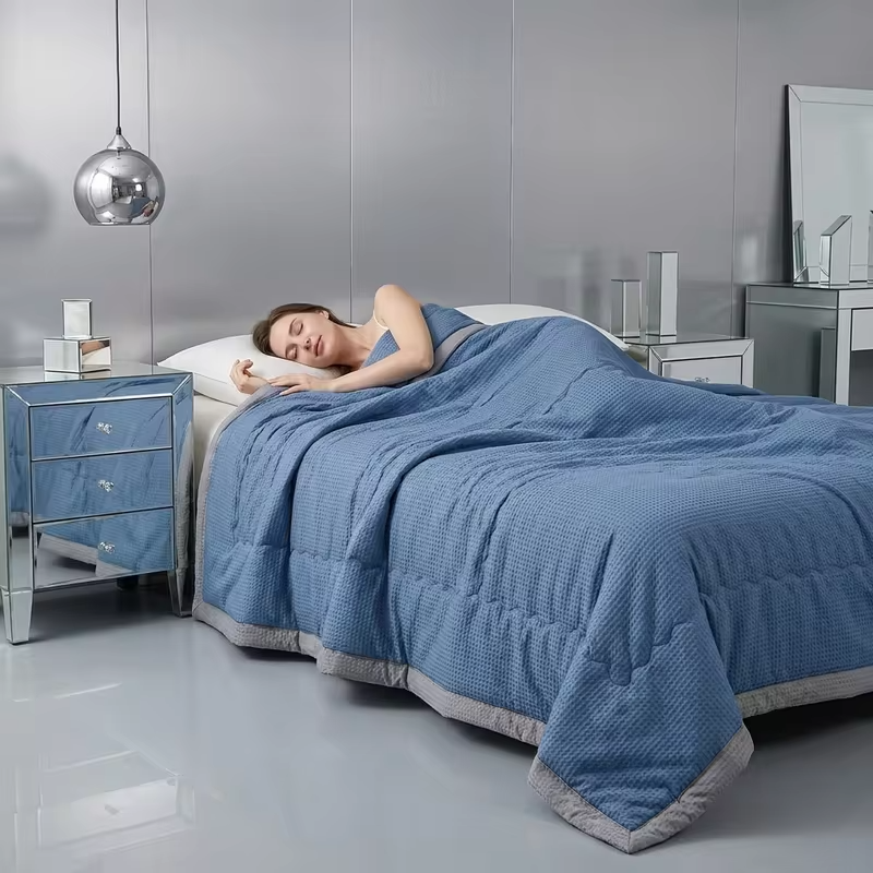 Cool Ice Bean Summer Quilt, Skin-Friendly & Breathable Air Conditioning Quilt, Specially Designed for Heat-Sensitive People, Lightweight And Soft Summer Cool Quilt, Nap Blanket, Multi-Scenario Use, Machine Washable