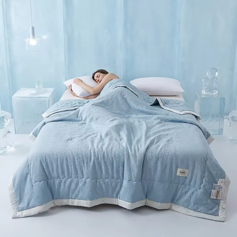 Cool Ice Bean Summer Quilt, Skin-Friendly & Breathable Air Conditioning Quilt, Specially Designed for Heat-Sensitive People, Lightweight And Soft Summer Cool Quilt, Nap Blanket, Multi-Scenario Use, Machine Washable